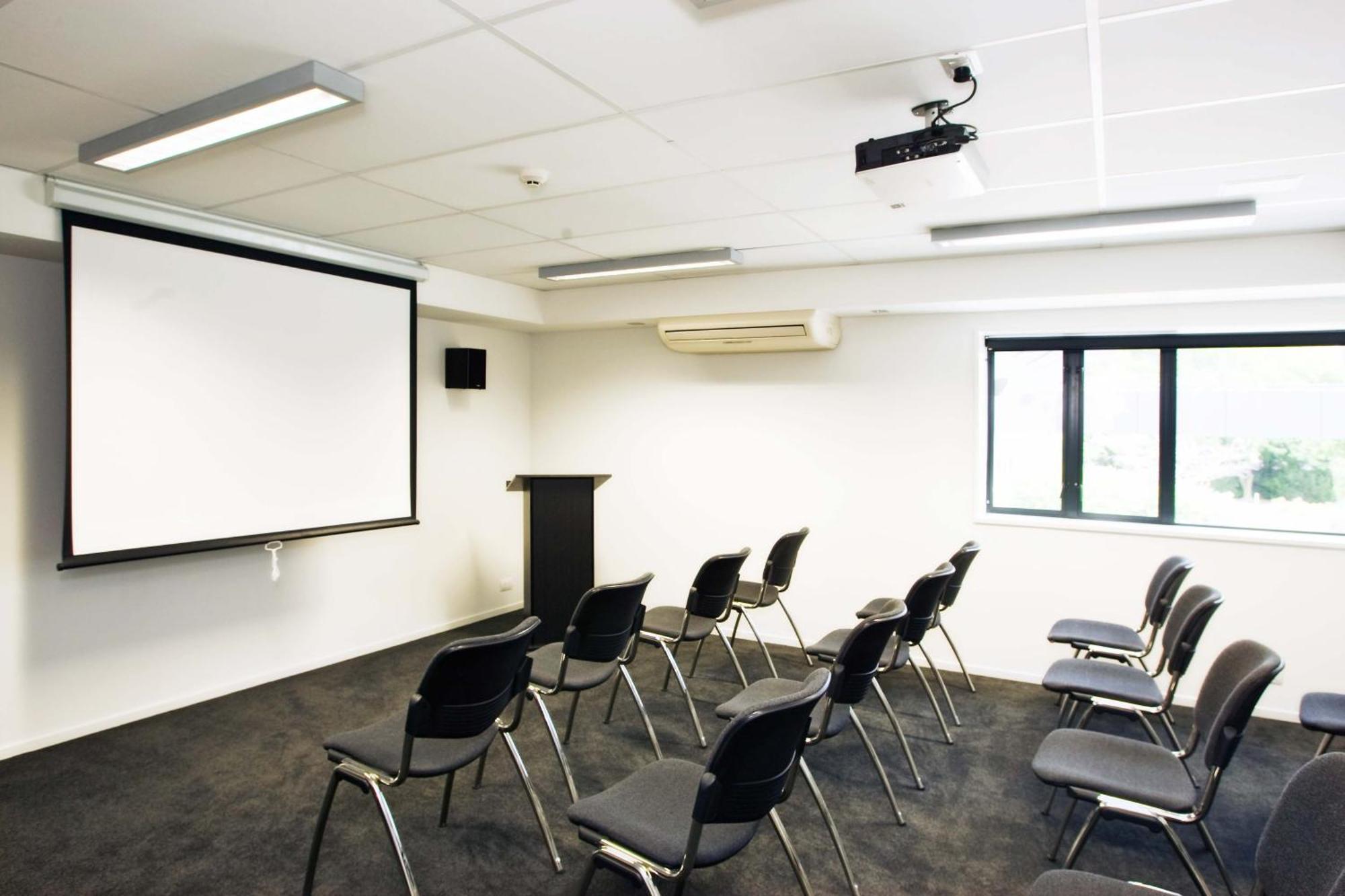 Carnmore Chateau Marlborough Бленгейм Екстер'єр фото A typical lecture room at the University of New South Wales
